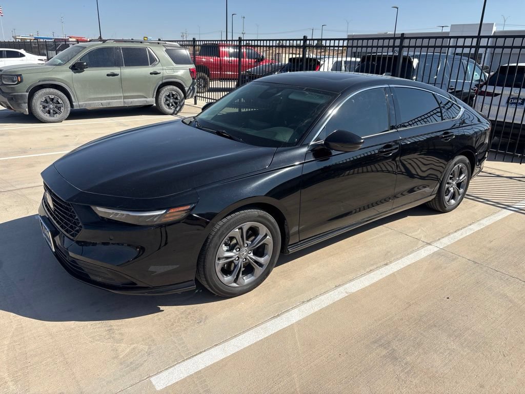 Used 2025 Honda Accord EX-L image 7
