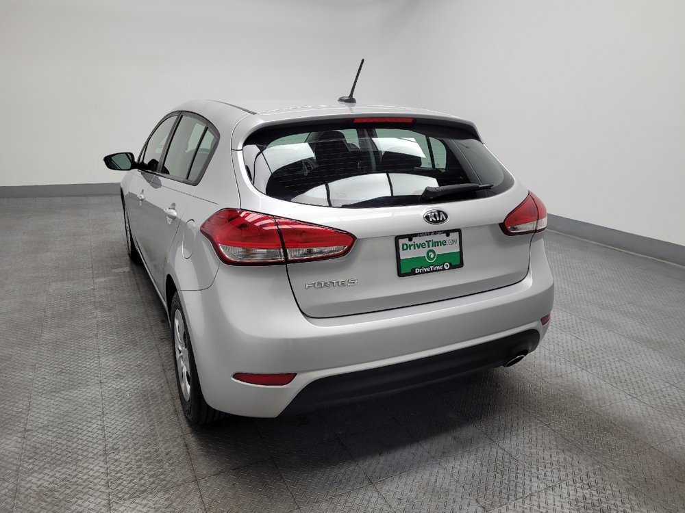 Used 2018 Kia Forte LX image 5