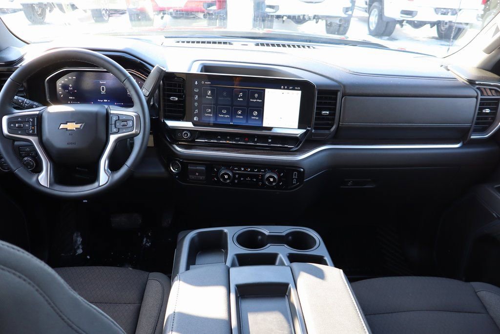 Used 2026 Chevrolet Silverado 1500 LT AWD/4WD image 13