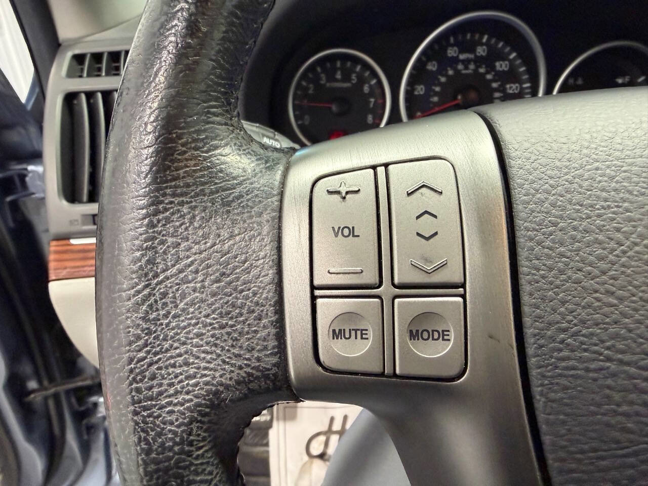 Used 2010 Hyundai Veracruz GLS image 29