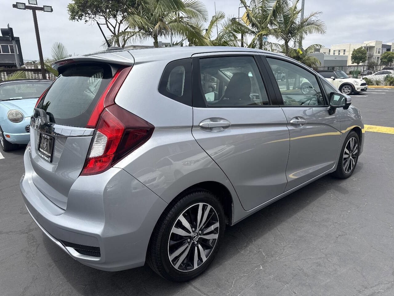 Used 2018 Honda Fit EX image 5