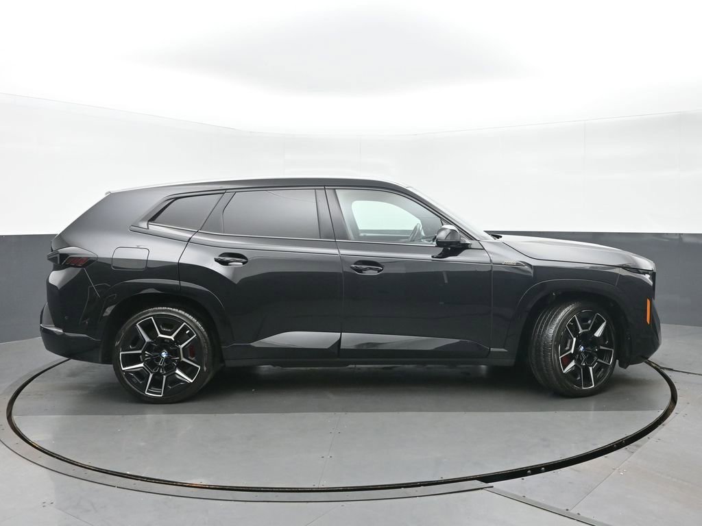 Used 2023 BMW XM AWD/4WD image 2