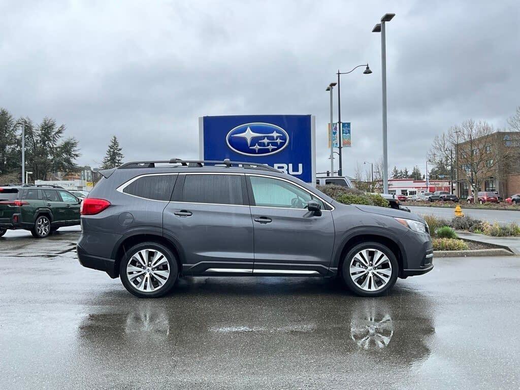 Used 2022 Subaru Ascent Limited w/ Technology Package image 9