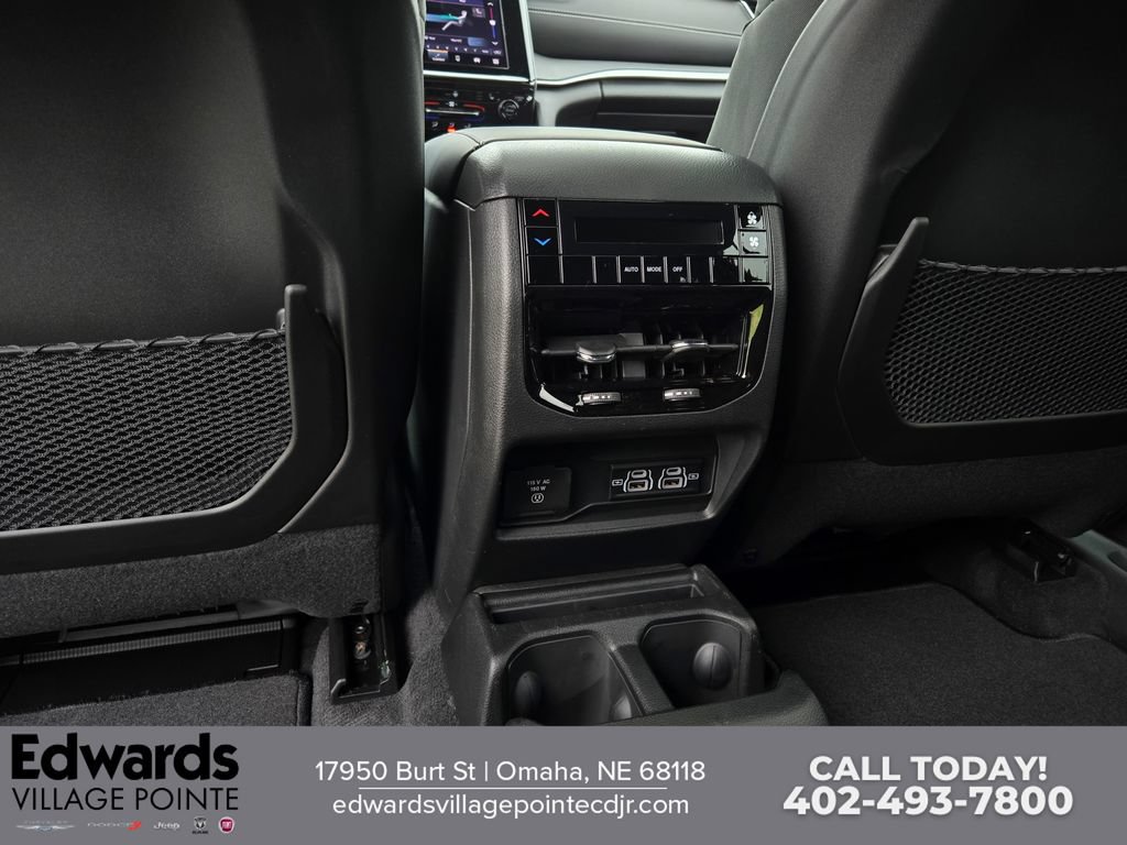 New 2026 Jeep Grand Cherokee L Laredo AWD/4WD image 28