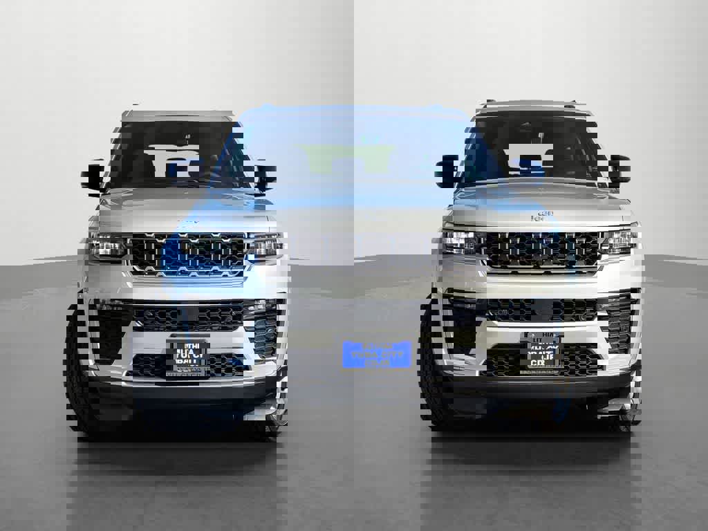 New 2026 Jeep Grand Cherokee Limited image 2