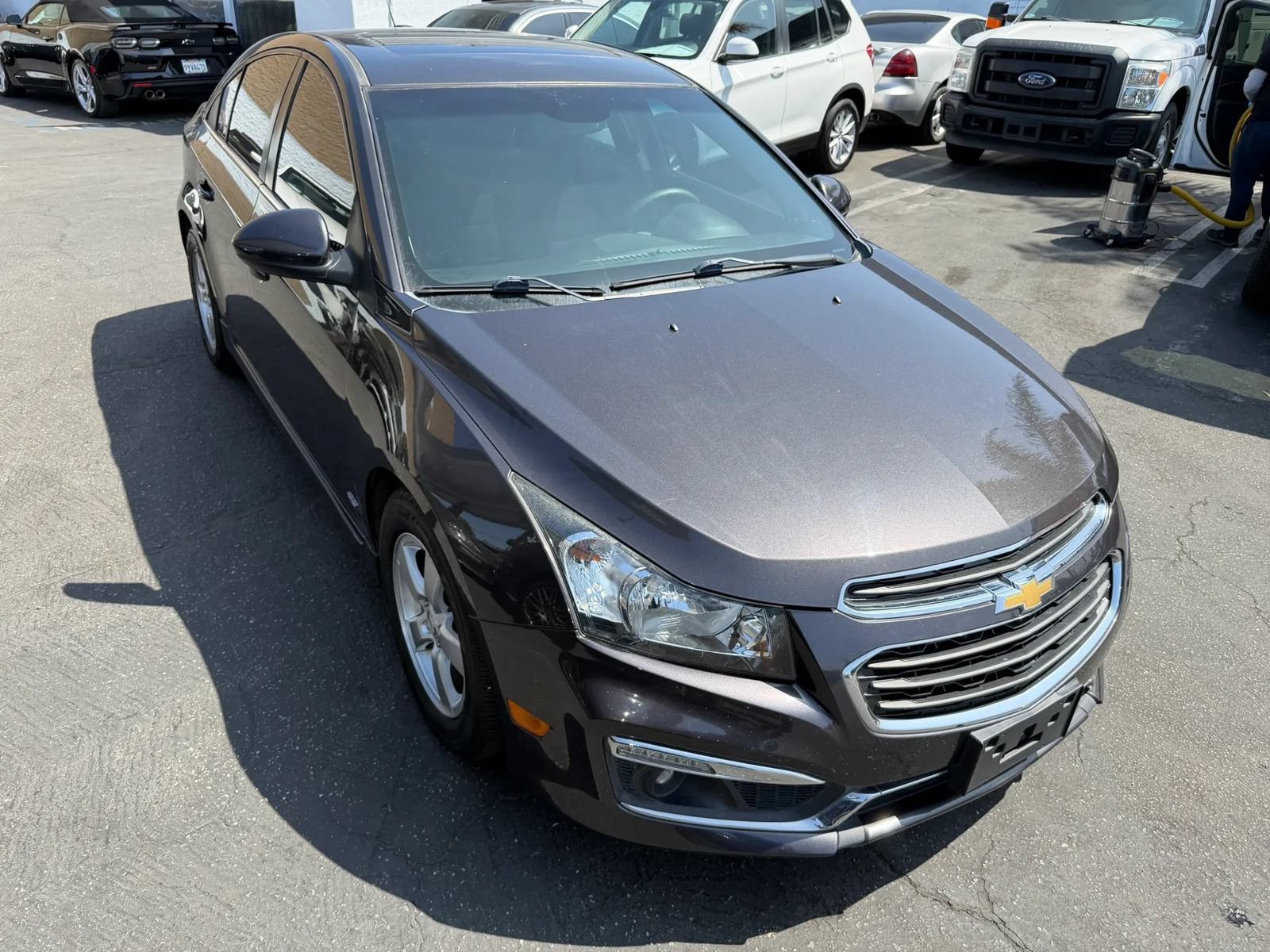Used 2015 Chevrolet Cruze LT w/ Sun And Sound Package FWD image 11