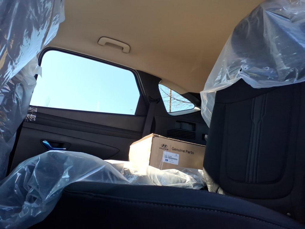 New 2026 Hyundai Tucson SEL image 14