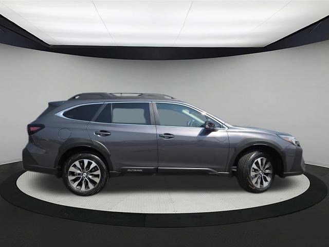 New 2025 Subaru Outback Limited image 8