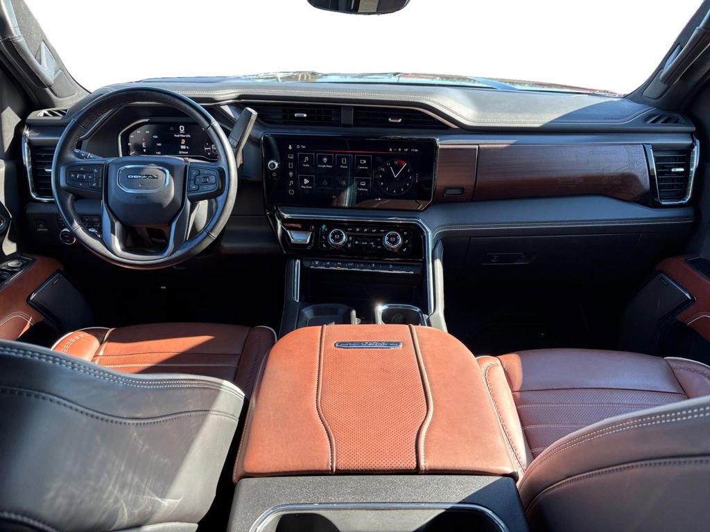 Used 2024 GMC Sierra 2500 Denali Ultimate image 17