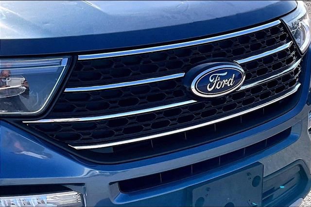 Used 2020 Ford Explorer XLT w/ Equipment Group 202A image 29