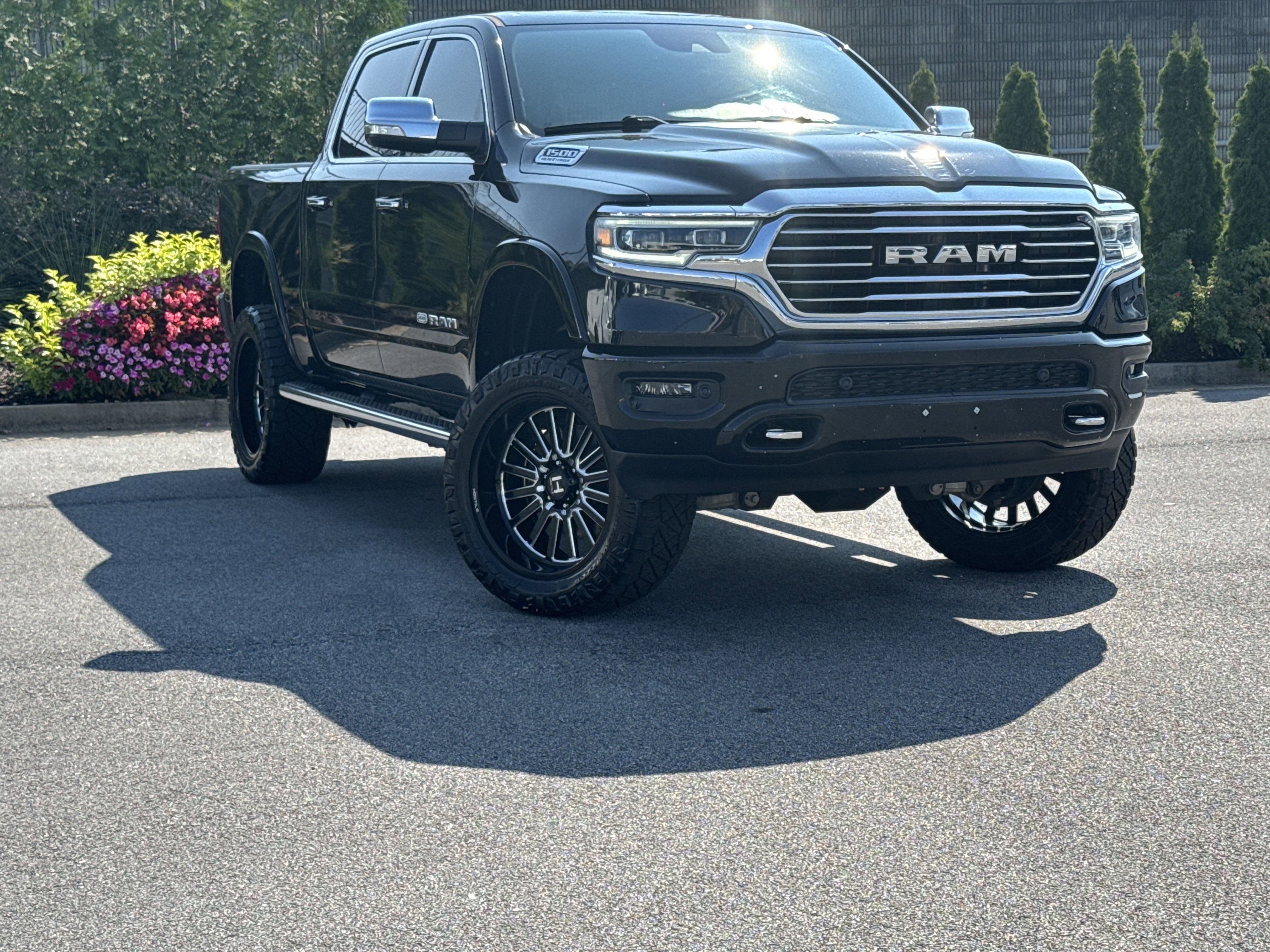 New 2023 GMC Savana 2500 w/ Driver Convenience Package image 2