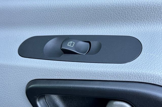 Used 2016 Mercedes-Benz Sprinter 3500 image 22