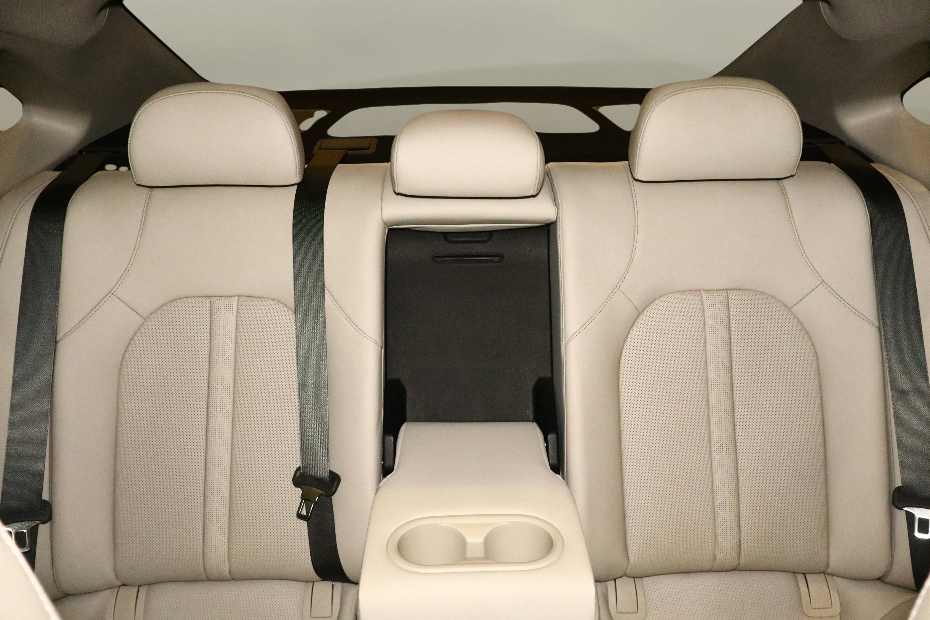 Used 2023 Hyundai Sonata Limited w/ Preferred Accessory Package image 20