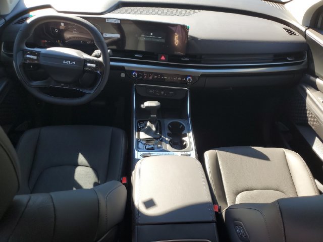 New 2027 Kia Carnival SX FWD image 8