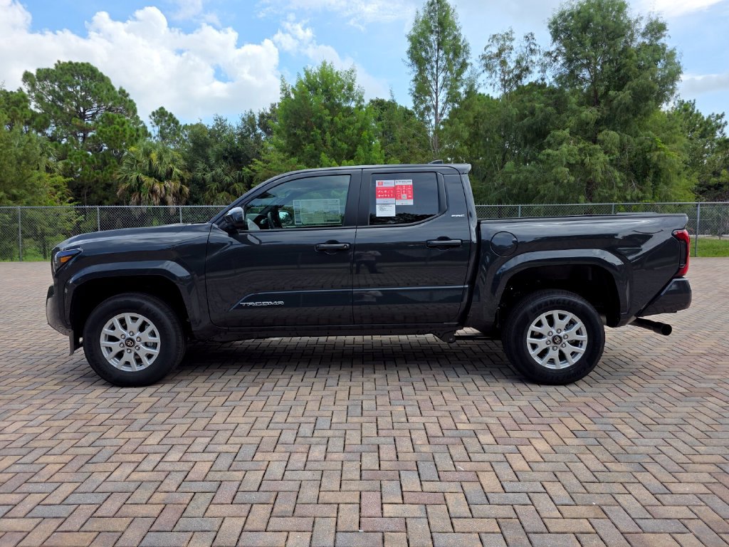 New 2026 Toyota Tacoma SR5 AWD/4WD image 8