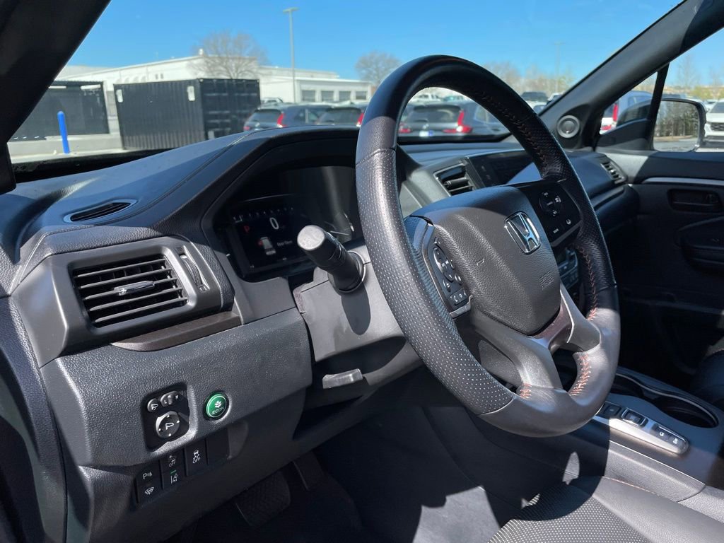Certified 2023 Honda Passport TrailSport image 28