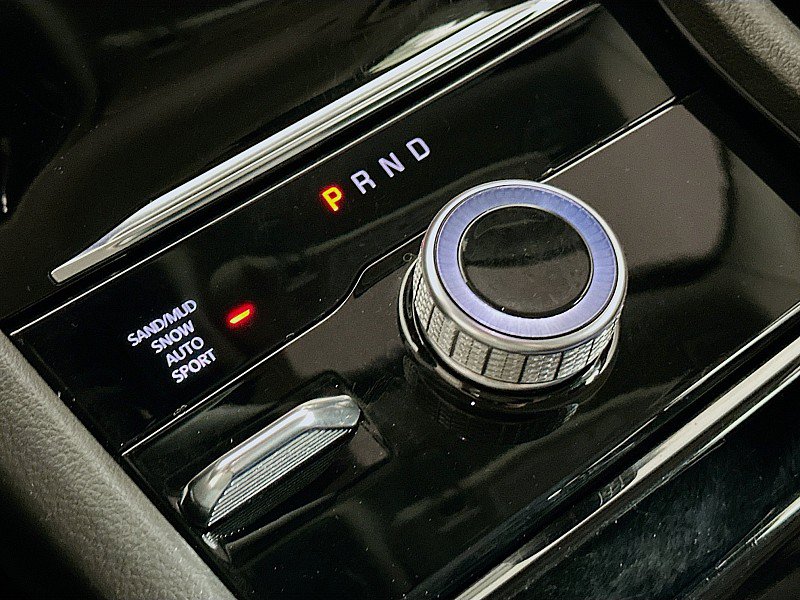 Used 2023 Jeep Grand Cherokee L Limited AWD/4WD image 18