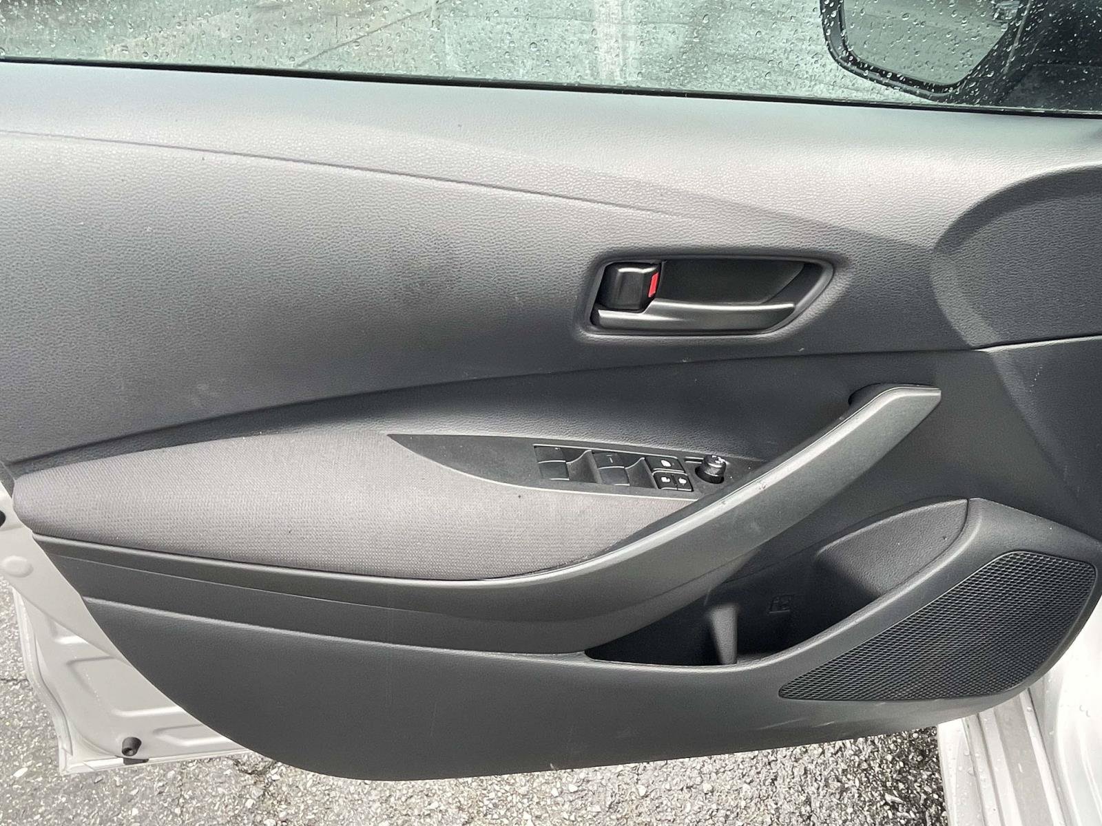 Used 2026 Toyota Corolla LE FWD image 14
