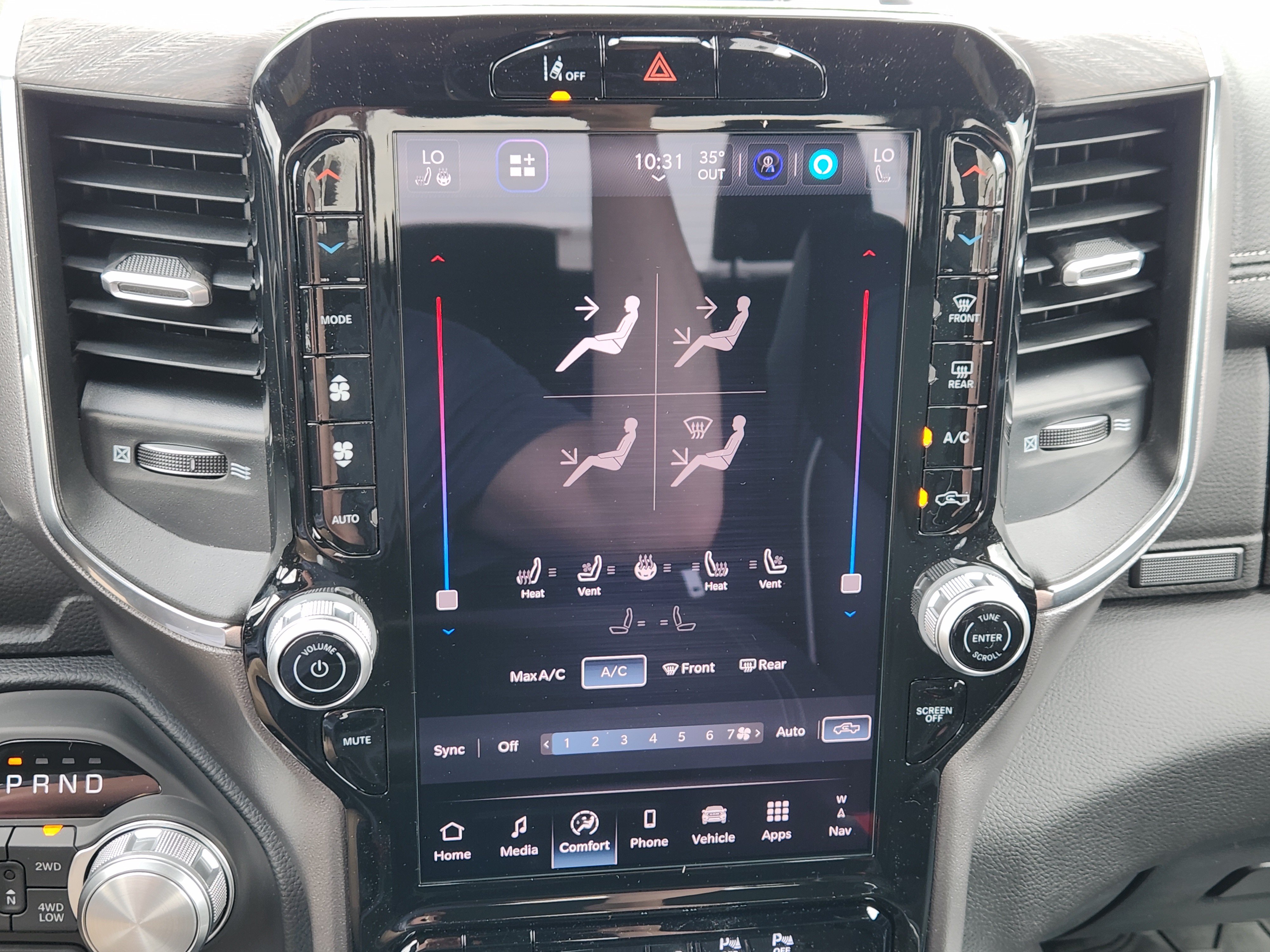 New 2026 RAM 1500 Laramie AWD/4WD image 15