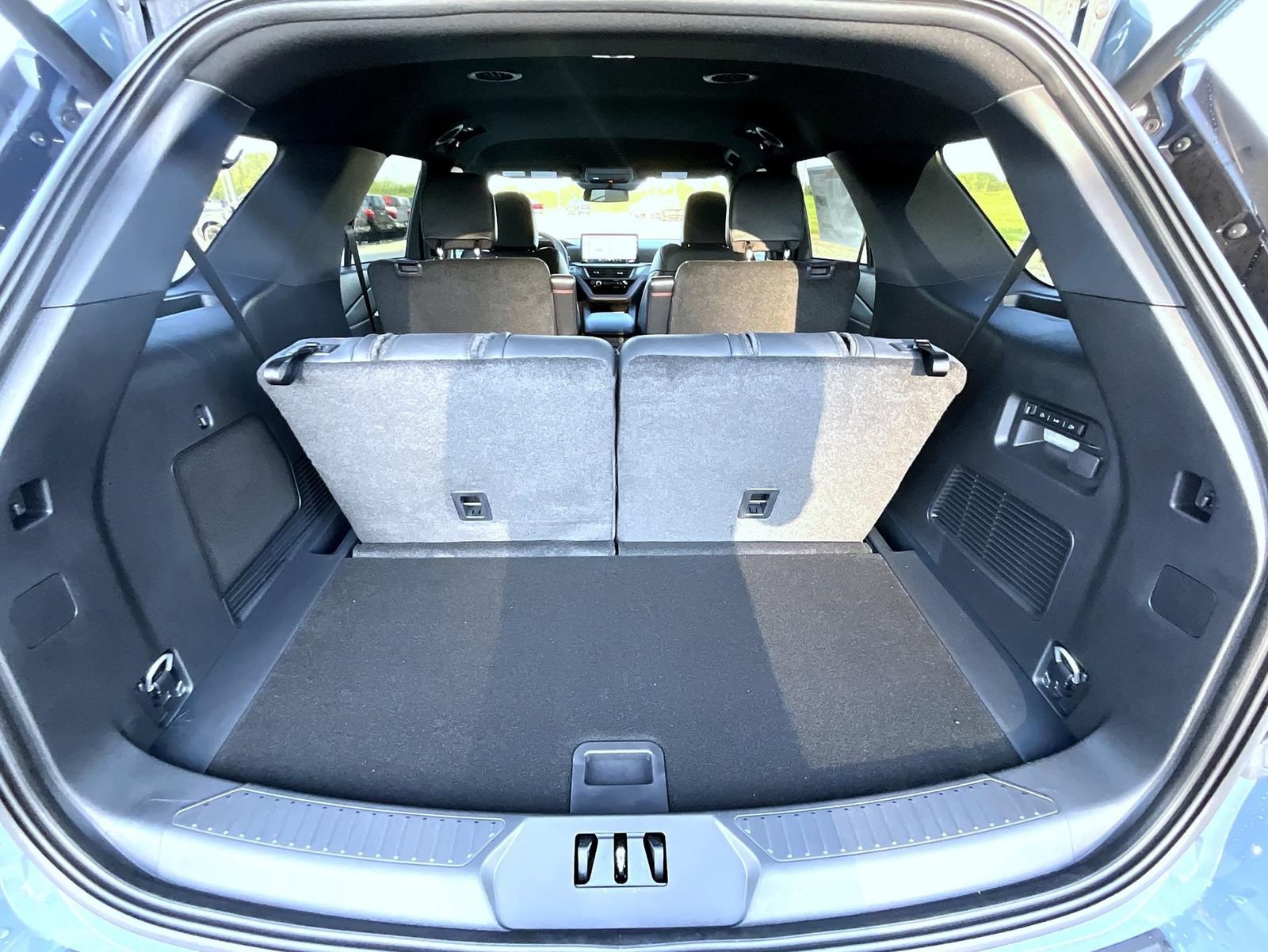 New 2026 Ford Explorer ST AWD/4WD image 17