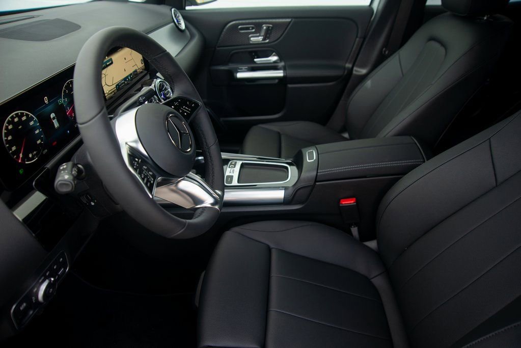 Certified 2025 Mercedes-Benz GLA 250 4MATIC image 23