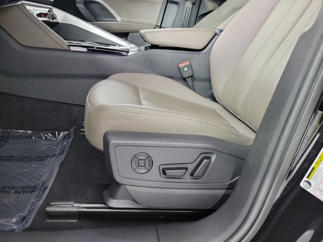 Used 2025 Audi Q5 Premium Plus w/ Premium Plus AWD/4WD image 28