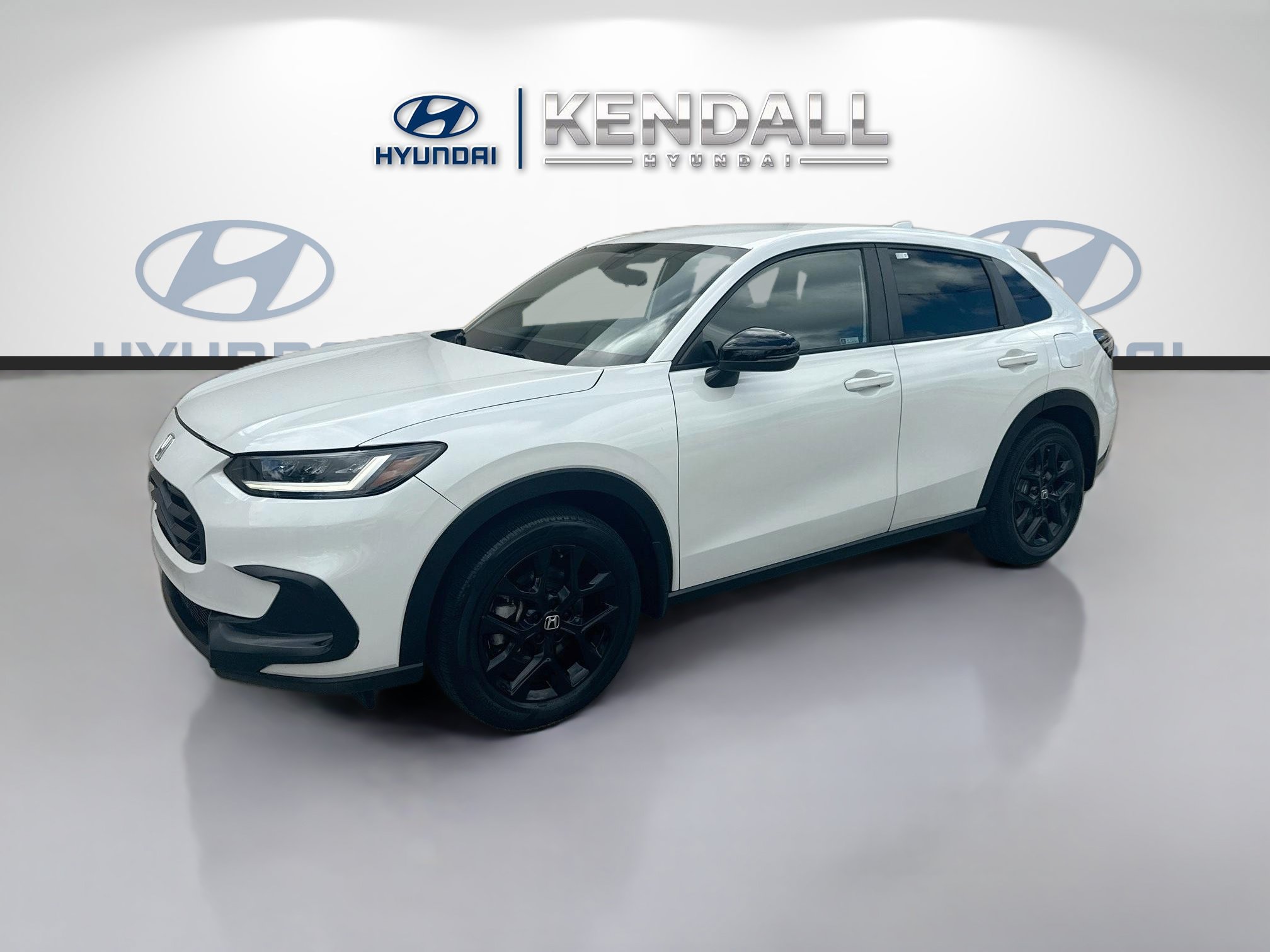 Used 2024 Honda HR-V Sport image 3