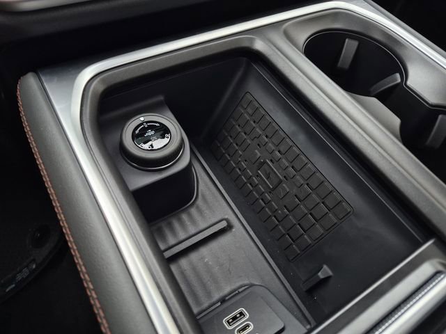 New 2025 Ford Expedition Active RWD image 28