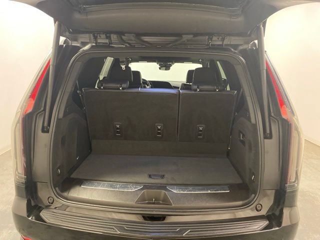 Used 2022 Cadillac Escalade Sport w/ Touring Package AWD/4WD image 23