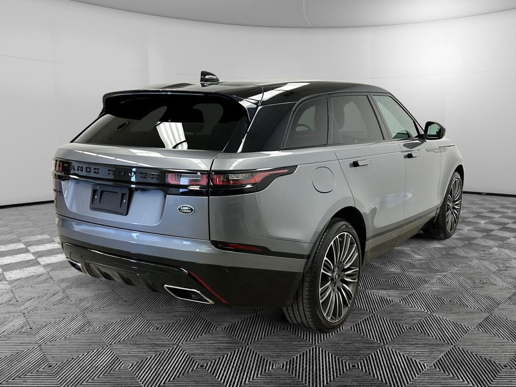 Used 2023 Land Rover Range Rover Velar R-Dynamic S image 5