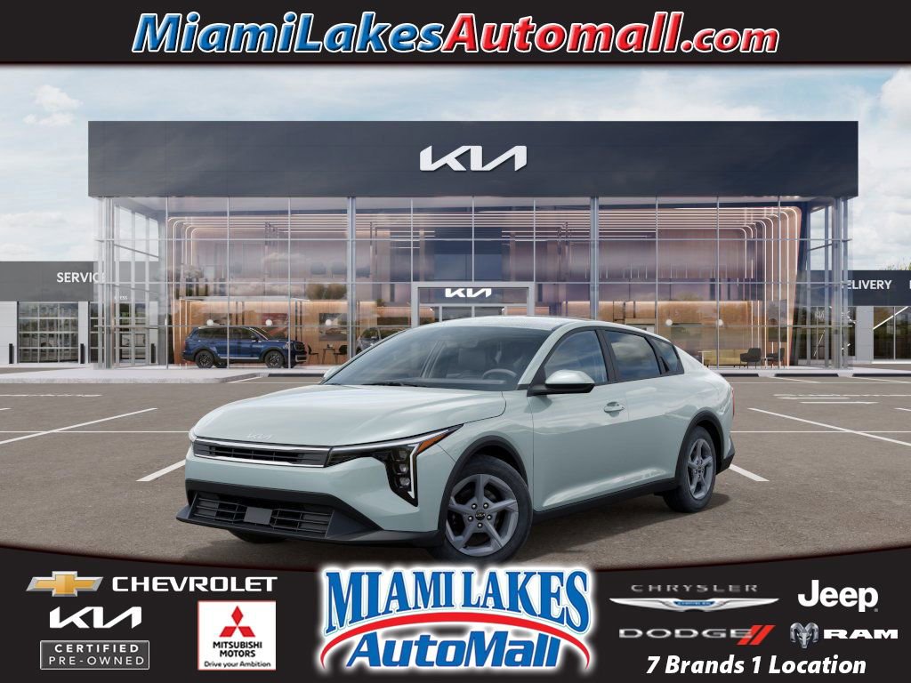 Used 2025 Kia K4 LXS image 1
