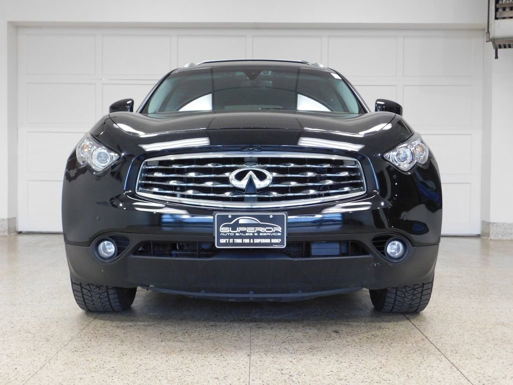 Used 2010 INFINITI FX35 AWD w/ Technology Pkg image 2