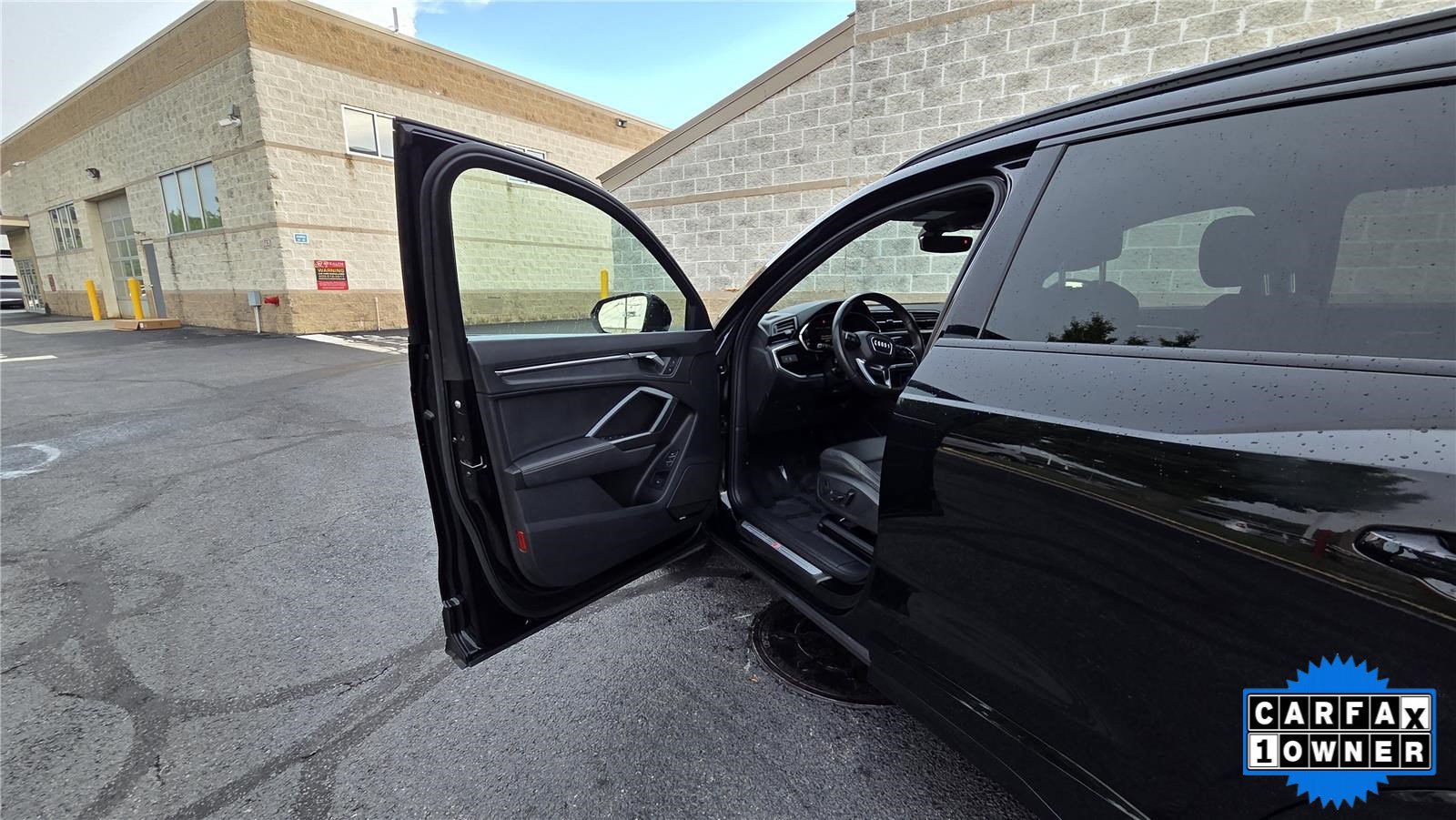 Used 2023 Audi Q3 2.0T Premium Plus w/ Premium Plus Package AWD/4WD image 12