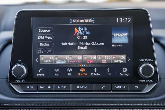 Used 2022 Nissan Rogue SV w/ SV Premium Package image 19