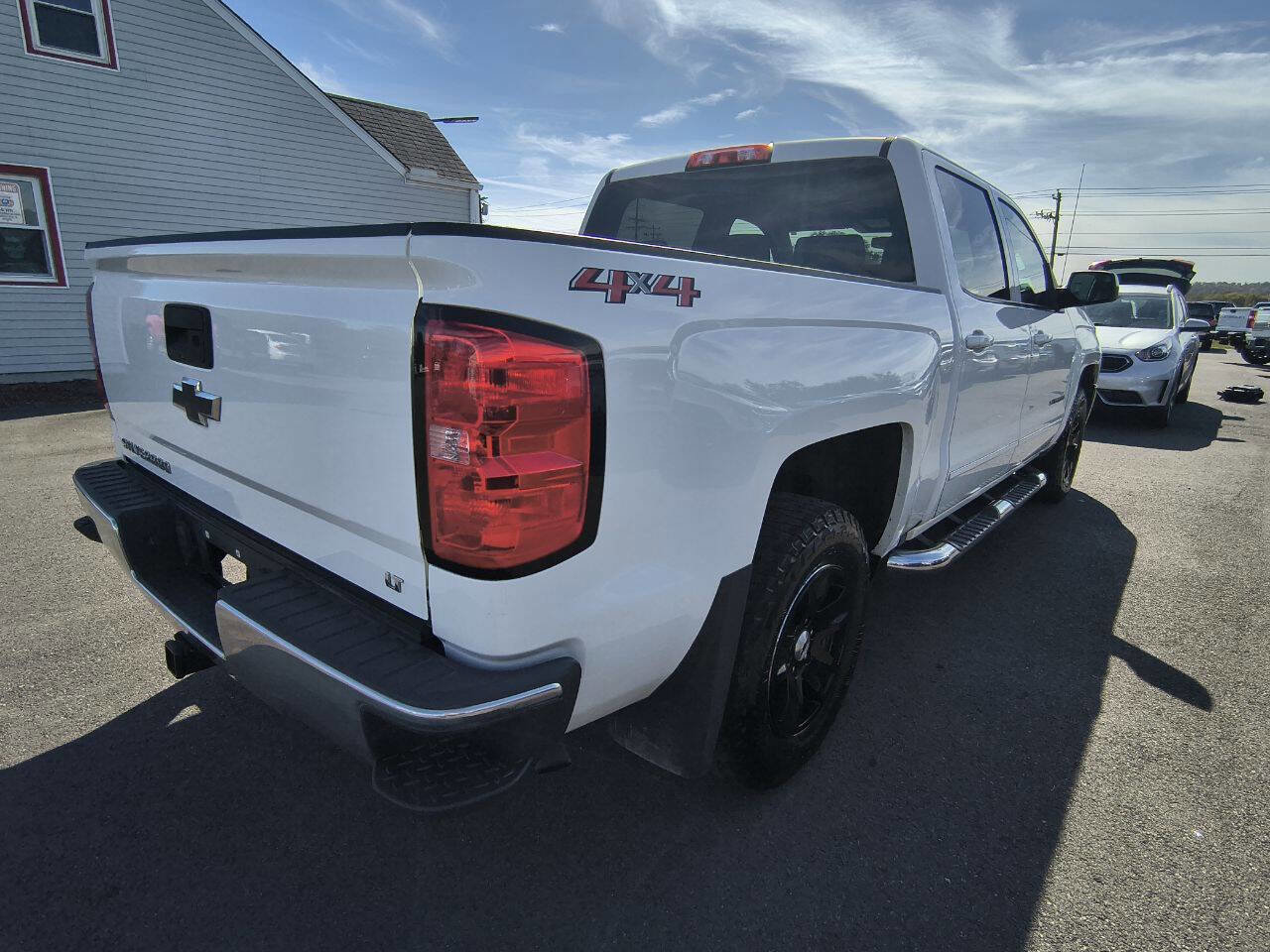 Used 2018 Chevrolet Silverado 1500 LT w/ All Star Edition image 7