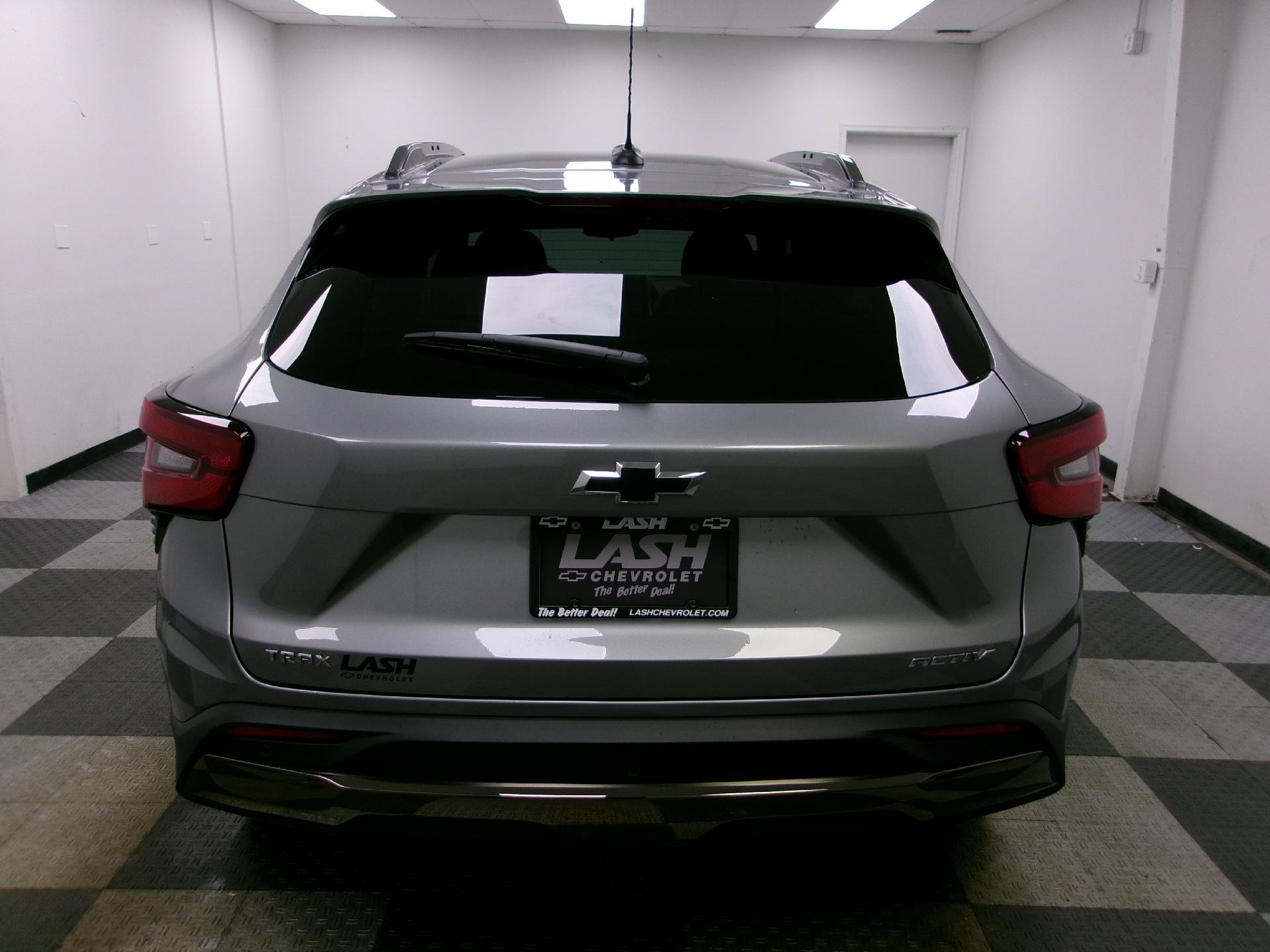 New 2026 Chevrolet Trax ACTIV w/ Sunroof Package FWD image 13