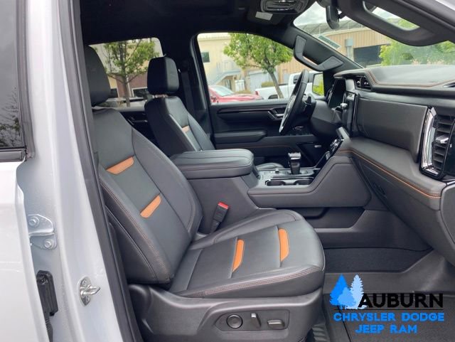 Used 2025 GMC Sierra 1500 AT4 AWD/4WD image 16