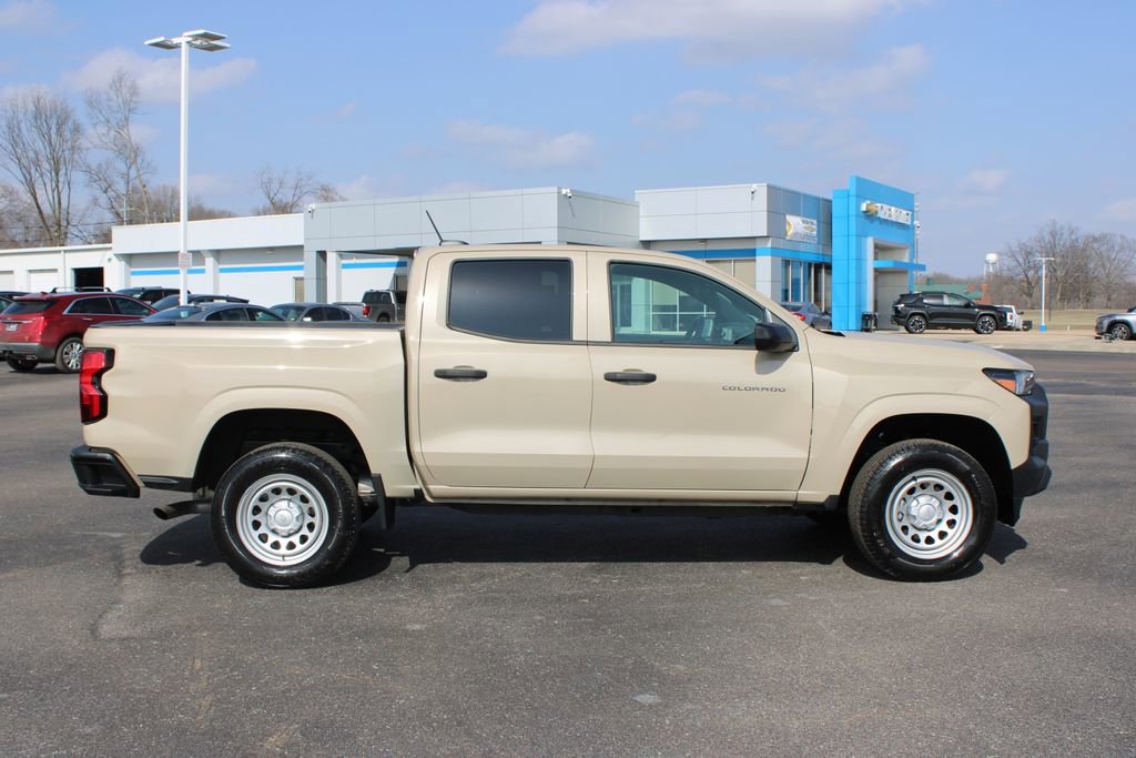 Used 2024 Chevrolet Colorado W/T image 11