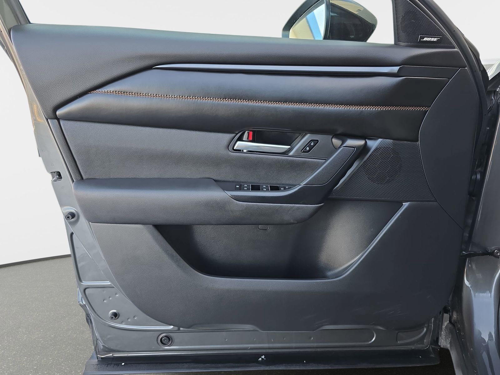 Used 2025 MAZDA CX-50 AWD 2.5 S w/ Premium Plus Pkg image 27