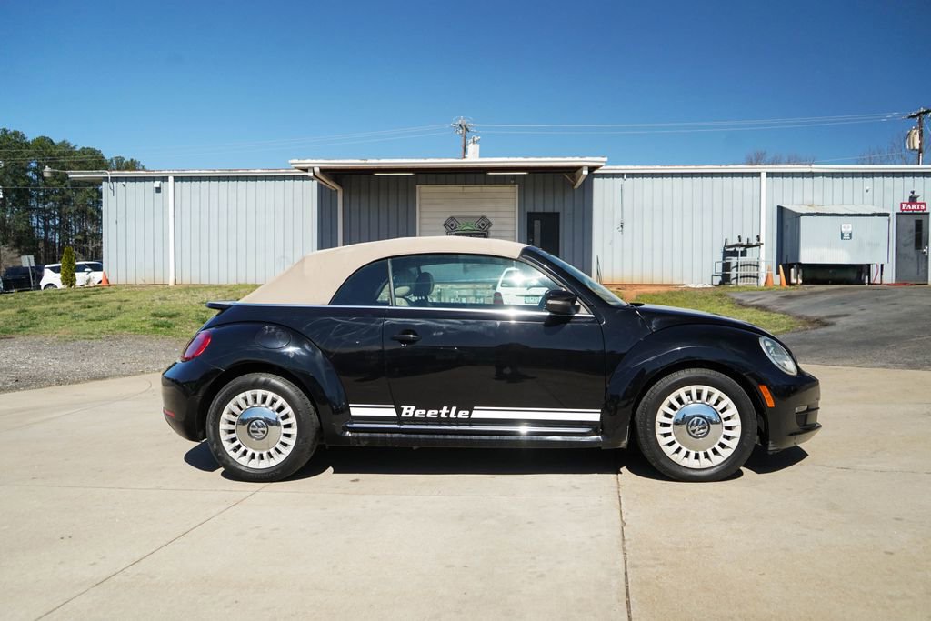 Used 2014 Volkswagen Beetle 2.5 image 3