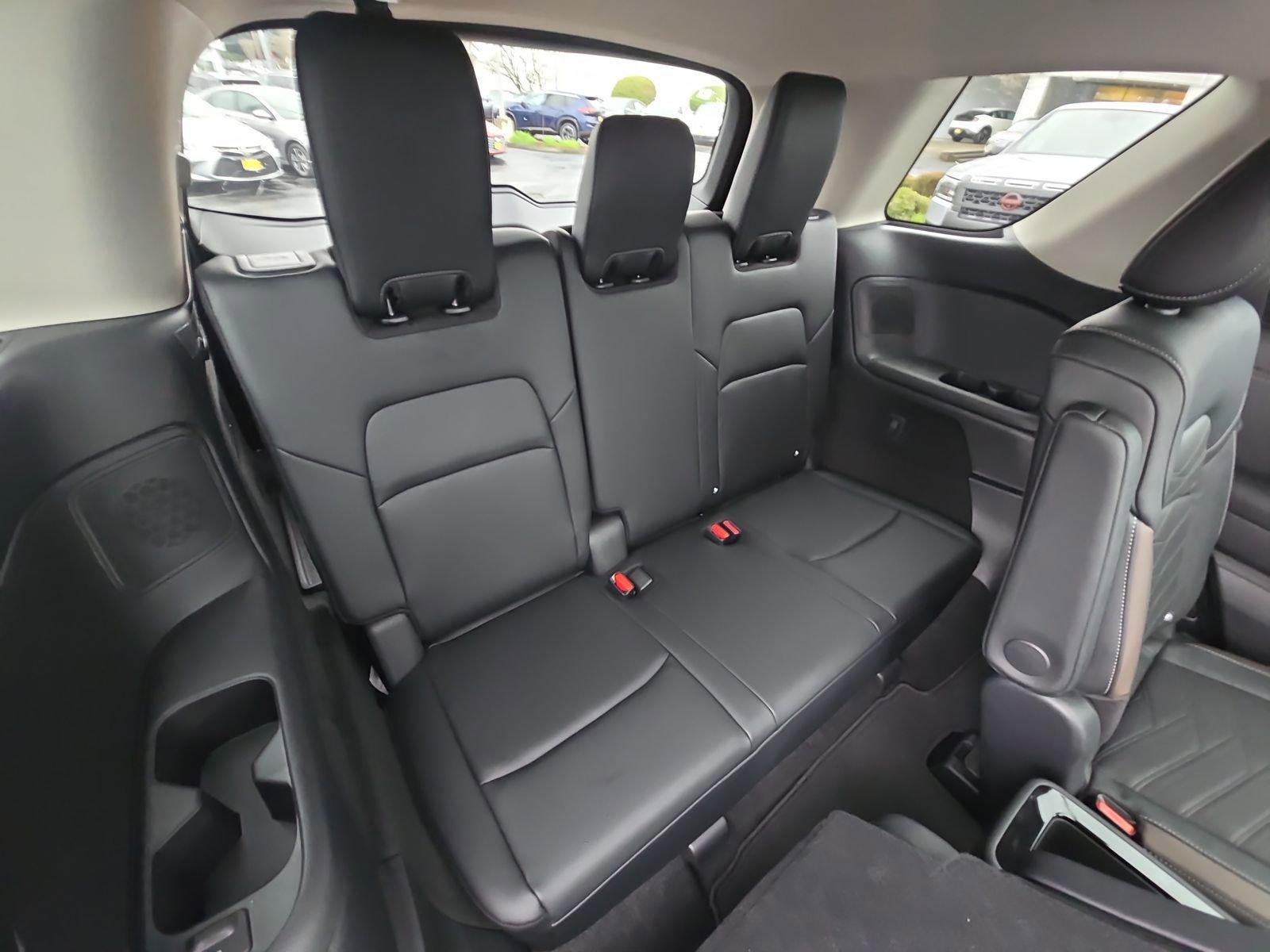 New 2025 Nissan Pathfinder Platinum image 26