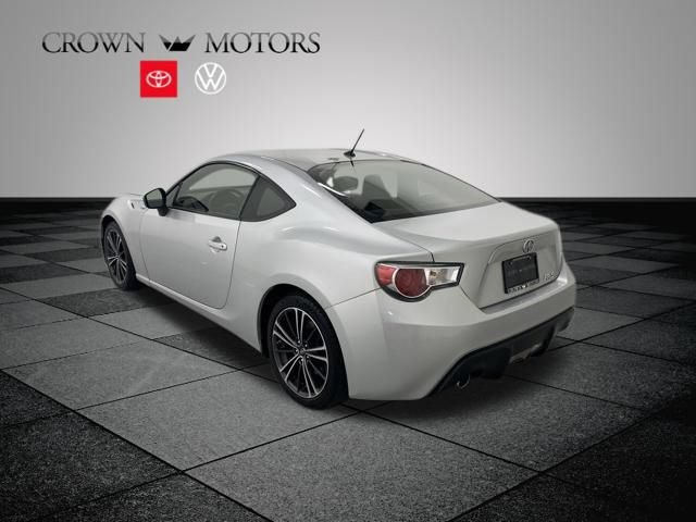 Used 2013 Scion FR-S RWD image 4