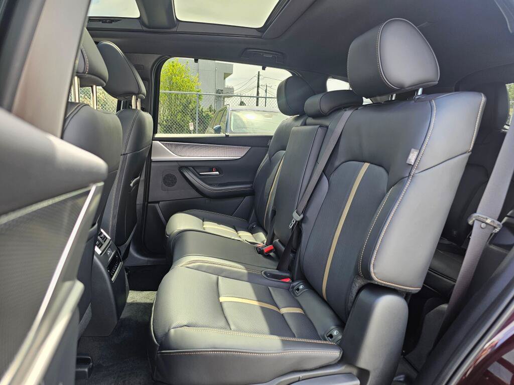 New 2026 MAZDA CX-90 Plug-In Hybrid w/ Premium Plus AWD/4WD image 17