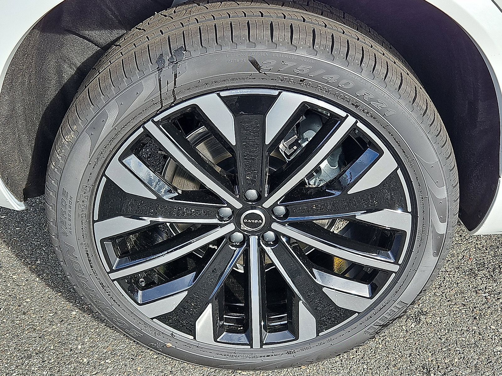 New 2026 Volvo XC90 B6 Plus image 7