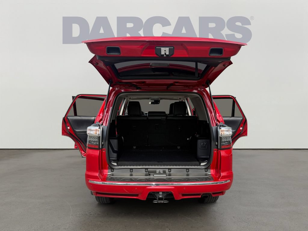 Used 2023 Toyota 4Runner Limited AWD/4WD image 29