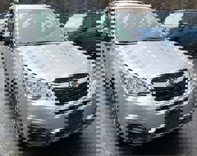 Used 2018 Subaru Forester 2.5i w/ Alloy Wheel Package image 3