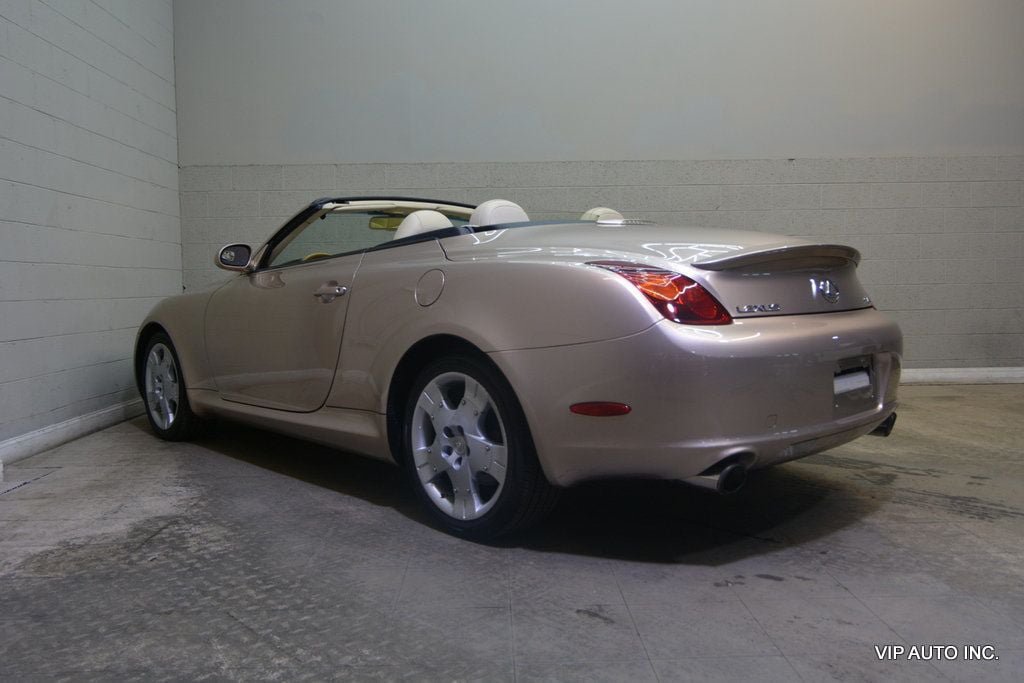 Used 2004 Lexus SC 430 Convertible RWD image 13