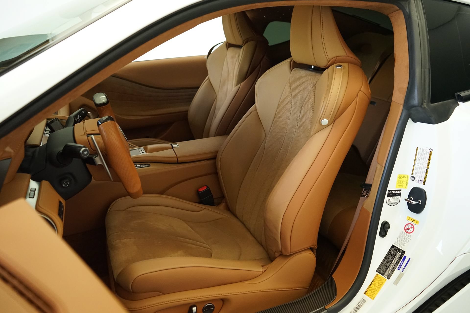 Used 2018 Lexus LC 500 Coupe w/ Performance Package RWD image 16