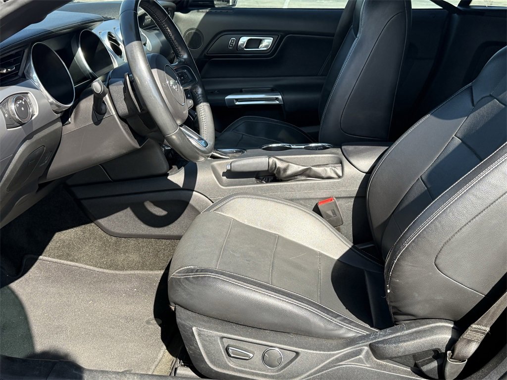 Used 2018 Ford Mustang GT Premium image 12