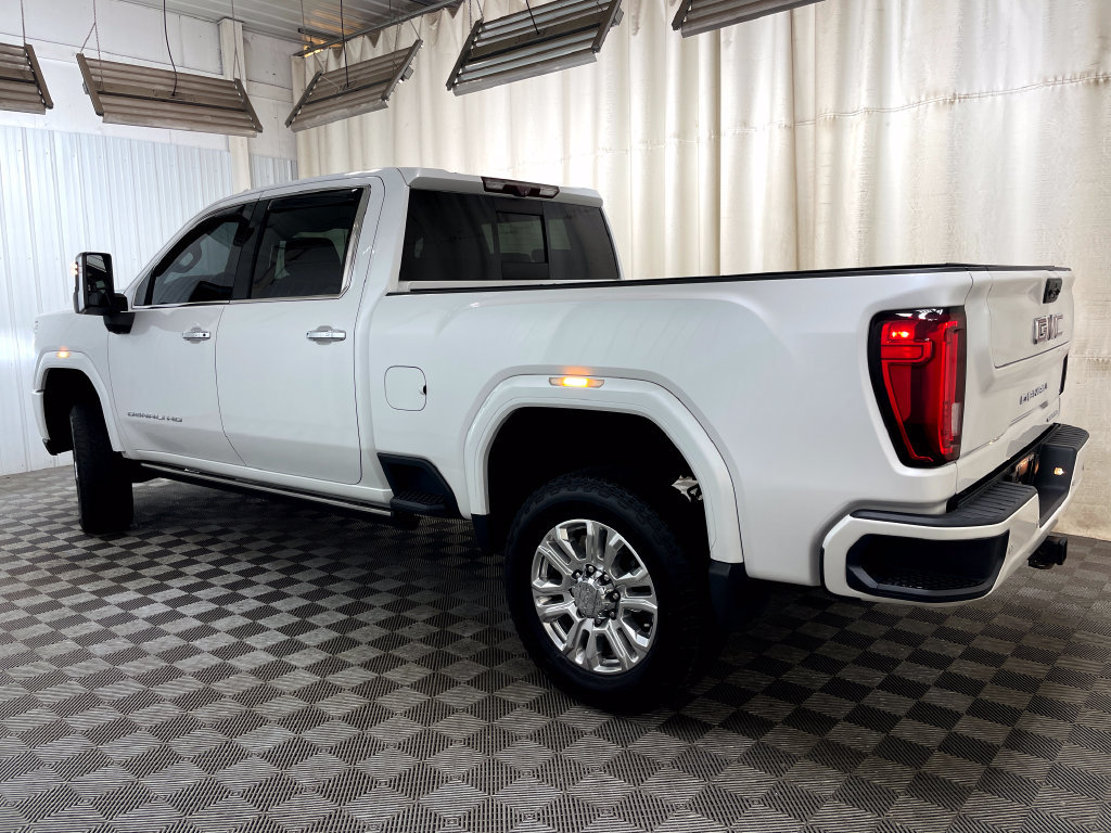 Used 2021 GMC Sierra 2500 Denali w/ Denali Ultimate Package AWD/4WD image 22